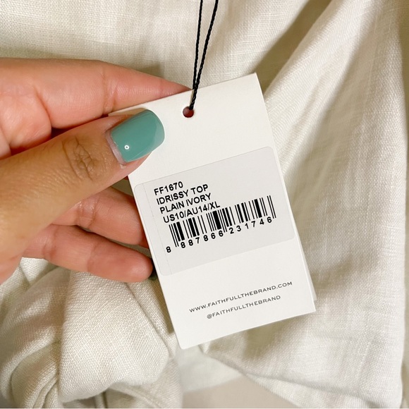 FAITHFULL THE BRAND | NWT! Idrissy Top in Plain Sand Size: 10 - Picture 5 of 7